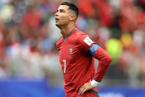 انعزل وغادر سريعا.. ماذا فعل كريستيانو بعد تعادل البرتغال مع الكونغو في المونديال؟